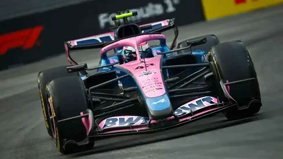 Franco Colapinto mejoró en el GP de Singapur y se ilusiona con sumar puntos