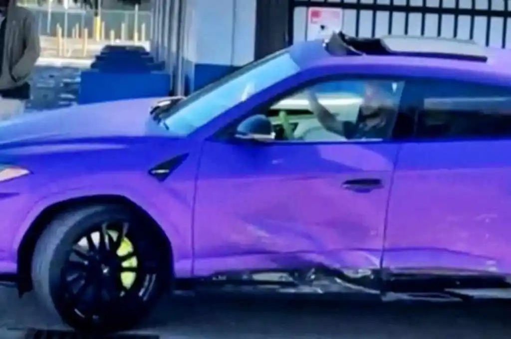 El Lamborghini Urus S morado 2022.