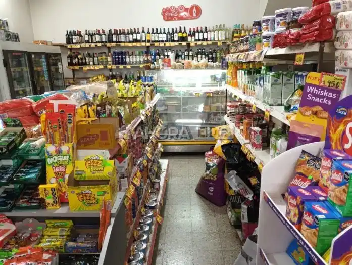 La inflación y los tarifazos de la luz profundizan la crisis de los autoservicios de la ciudad