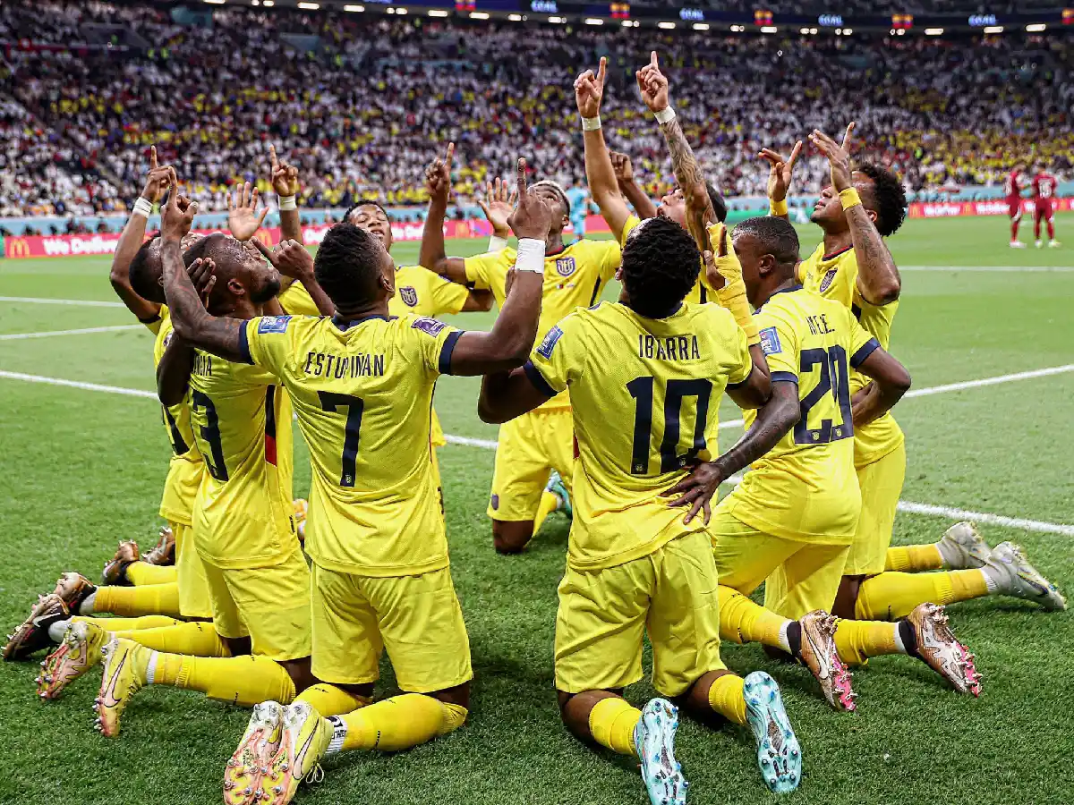 Ecuador busca los octavos de final