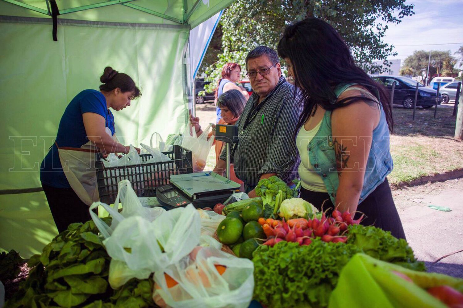 Advierten por fuertes aumentos en los precios de las frutas y verduras