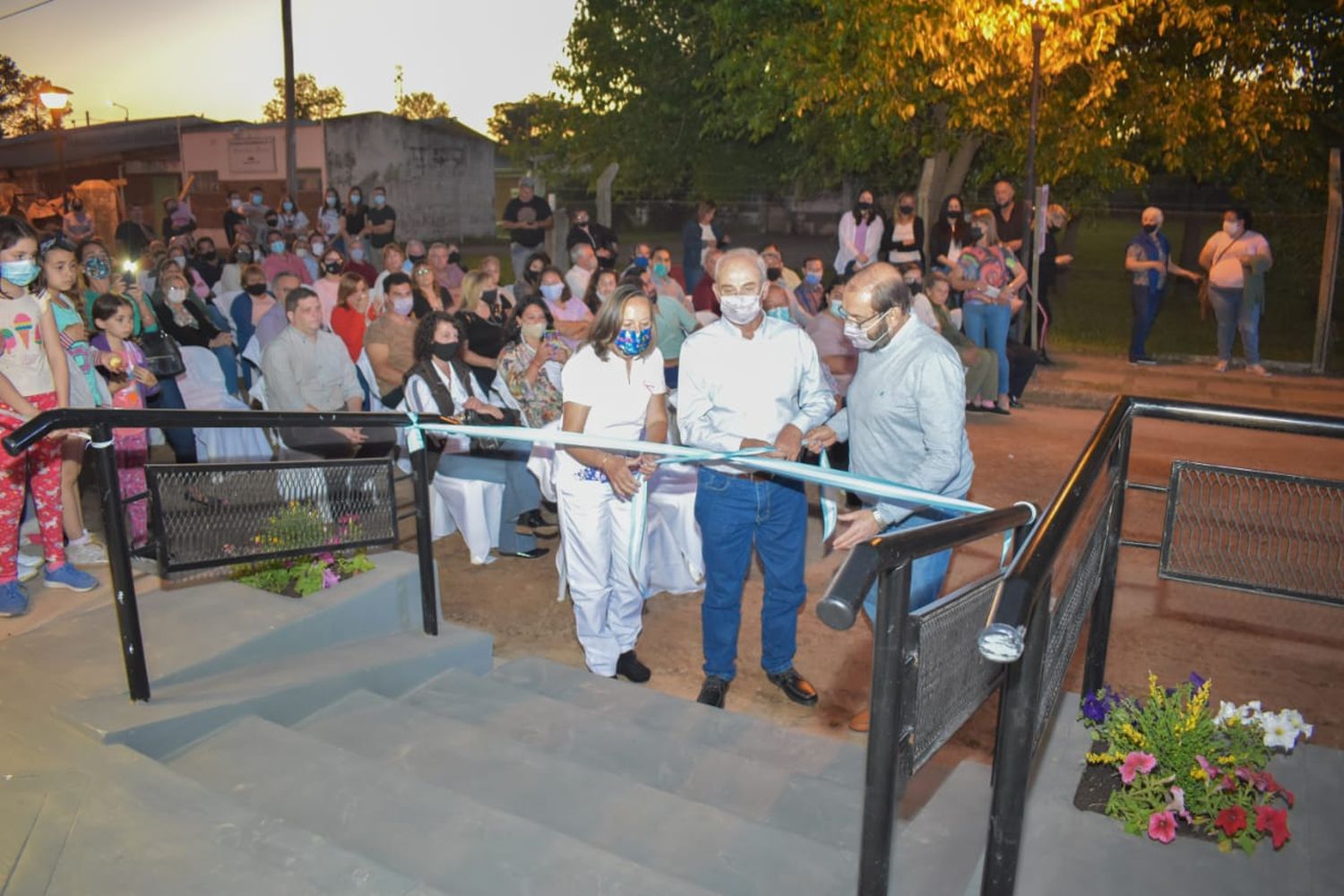 Enrique Carbó inauguró su "HOSPITALITO"