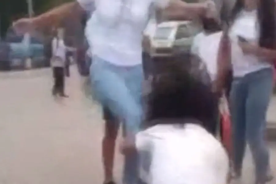 Denuncia que le dieron una golpiza a su hija en una escuela de la ciudad: “La golpean por linda, nada más y nada menos”