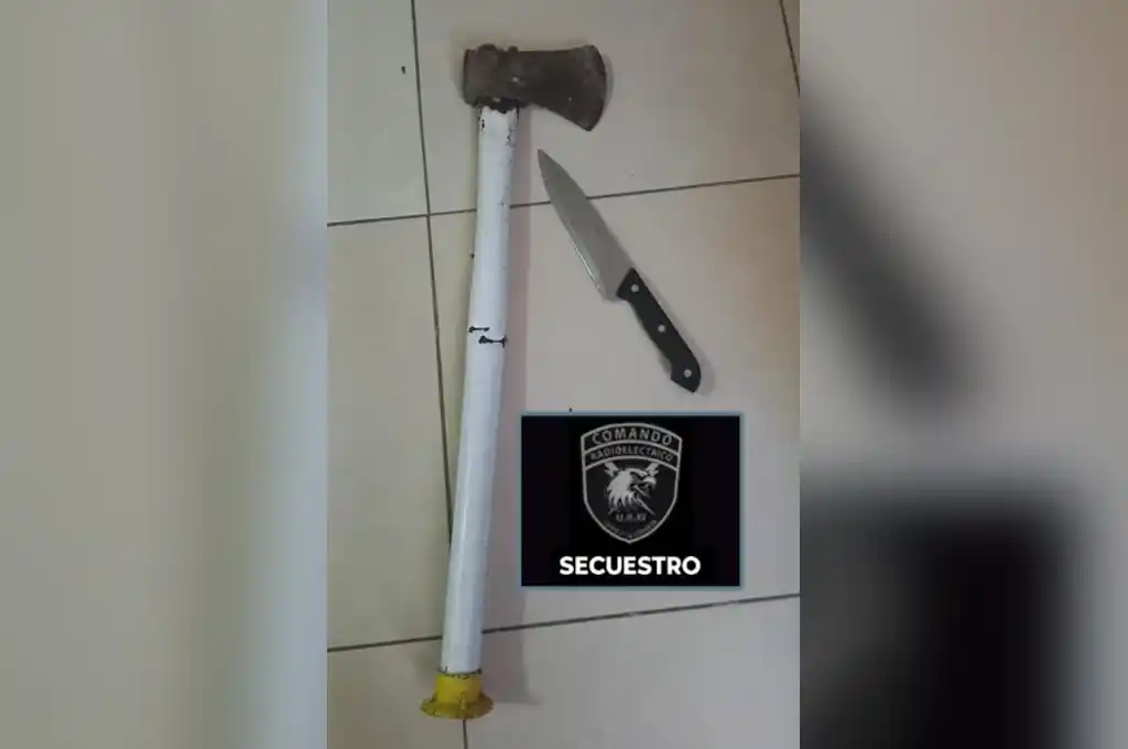 Amenazó a un familiar en medio de una pelea y agredió a la policía