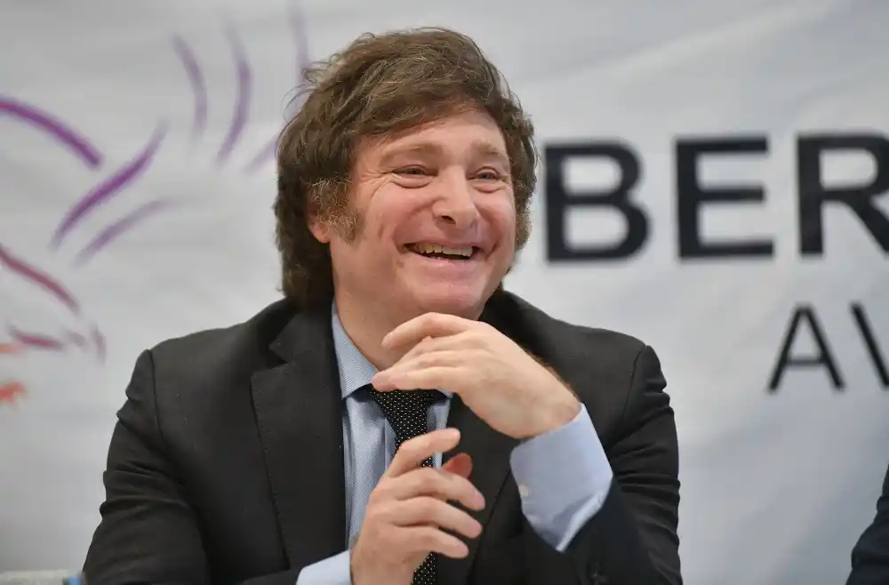 Un fiscal imputó a Milei y Marra por los dichos contra el peso