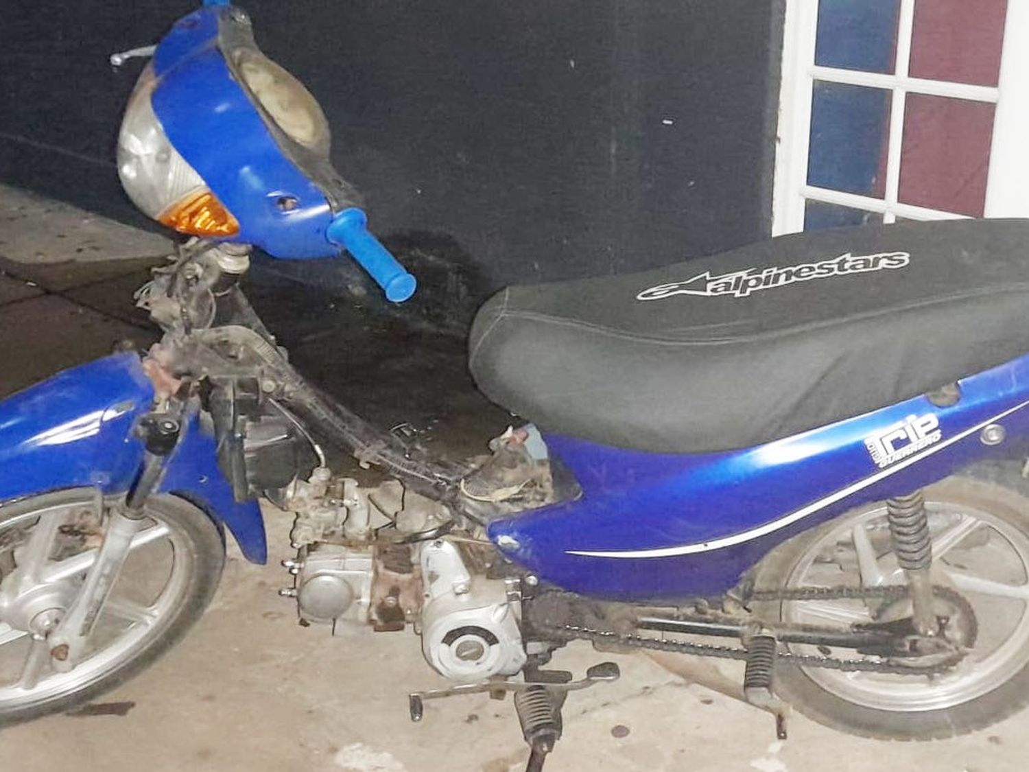 Recuperan motocicleta robada en el barrio La Arrocera