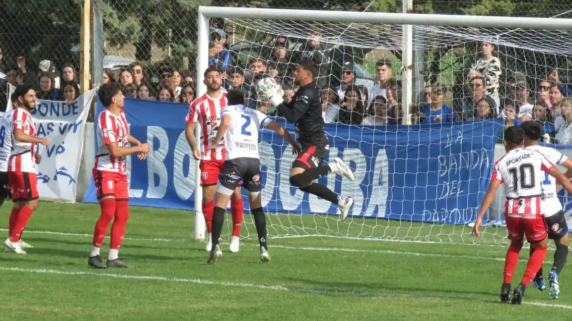 En 0. La final de ida del Torneo "Alejandro Barberón" de la Liga Necochea de Fútbol