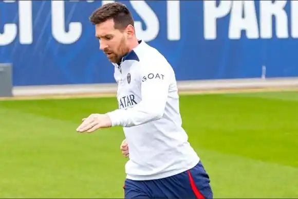 ¿Fin de la sanción?: Messi volvió a los entrenamientos del PSG