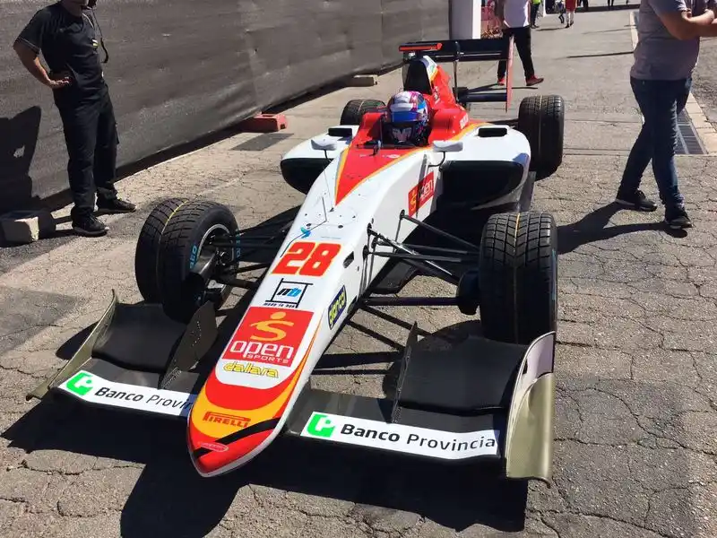 Marcos Siebert tuvo un auspicioso debut en la GP3