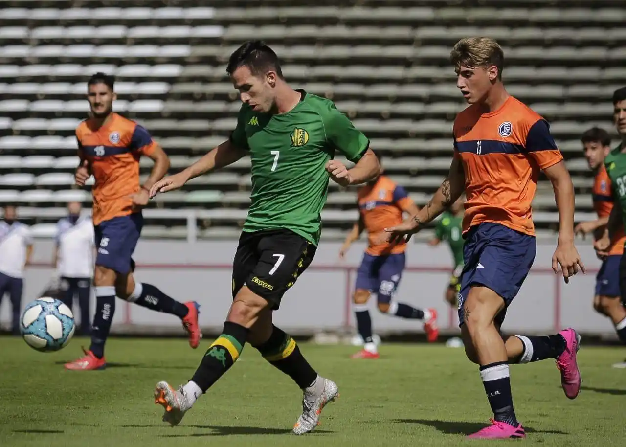 Aldosivi ganó su primer amistoso con goles de sus delanteros