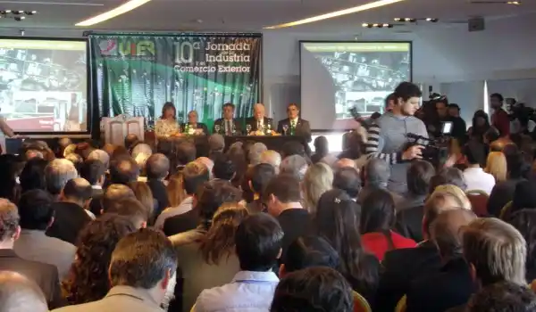 Suspendieron el cobro de Ingresos Brutos a la Industria