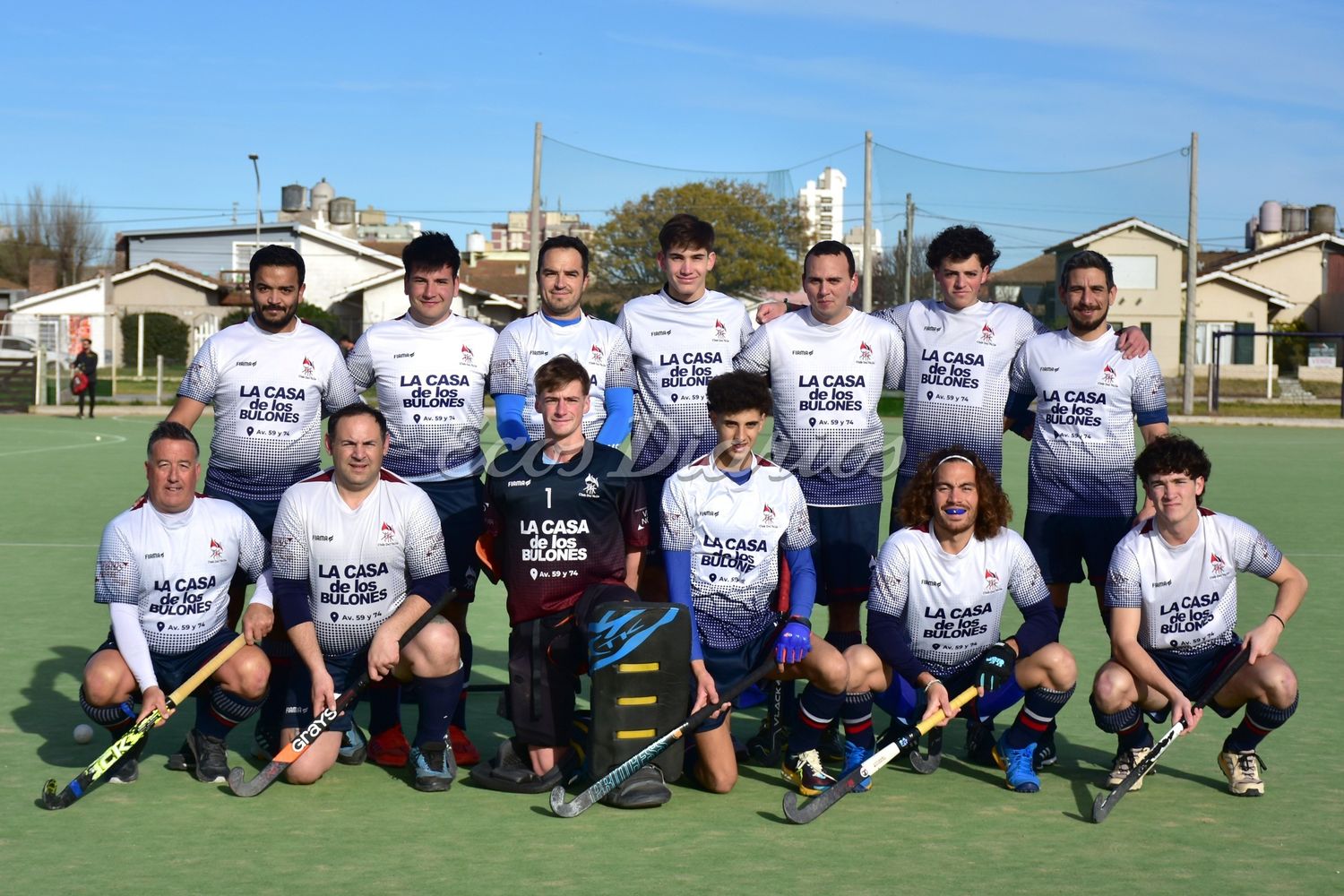 Equipo. La formación de Del Valle que se midió con Campo de Pato de Balcarce