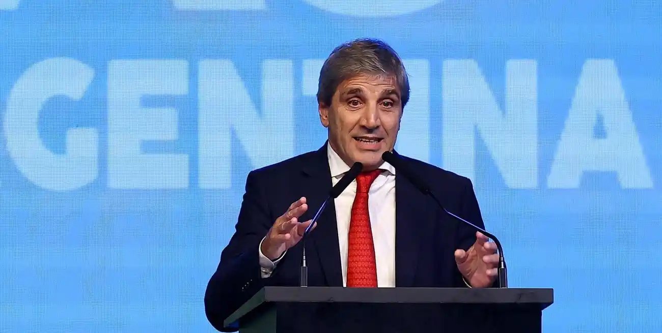 Luis Caputo, ministro de Economía de la Nación. Crédito: Agustin Marcarian/Reuters