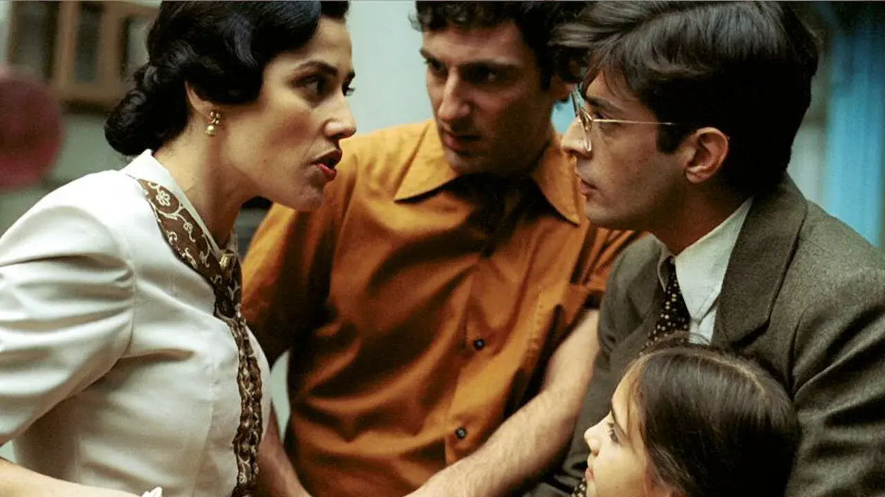 Netflix recuperó una joya de Campanella: tiene 13 episodios y une historias de Argentina y España