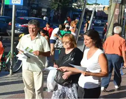 Castagneto busca instalar su precandidatura a Gobernador