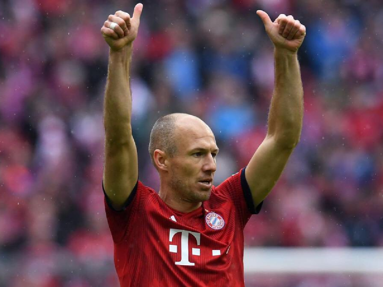 Arjen Robben deja el fútbol