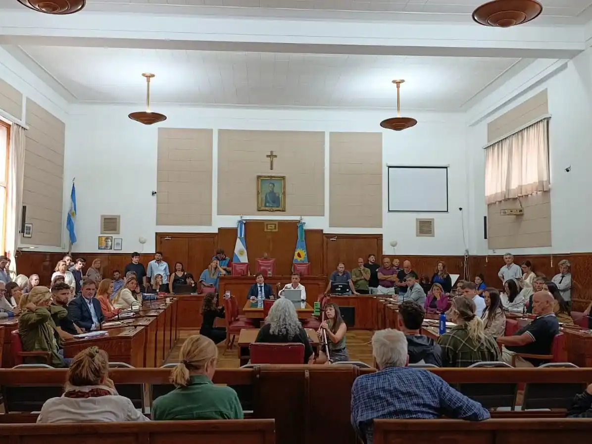 La audiencia se llevó adelante en la antesala de la votación de los expedientes.