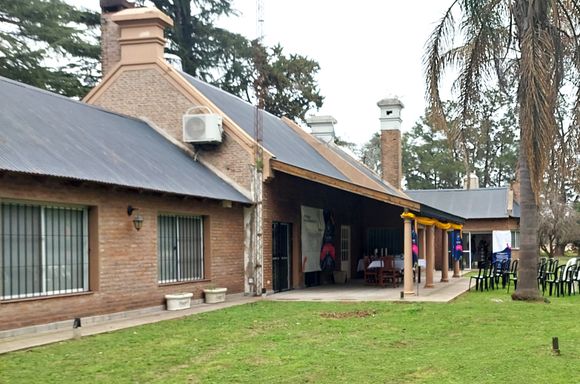 Parque agroindustrial: un recorrido por la casa de los Loza, que tiene nuevos caseros