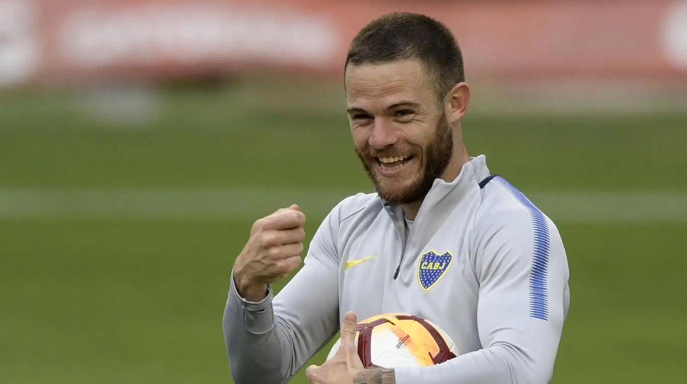 Angelici reveló que Nández quiere irse a jugar a Cagliari