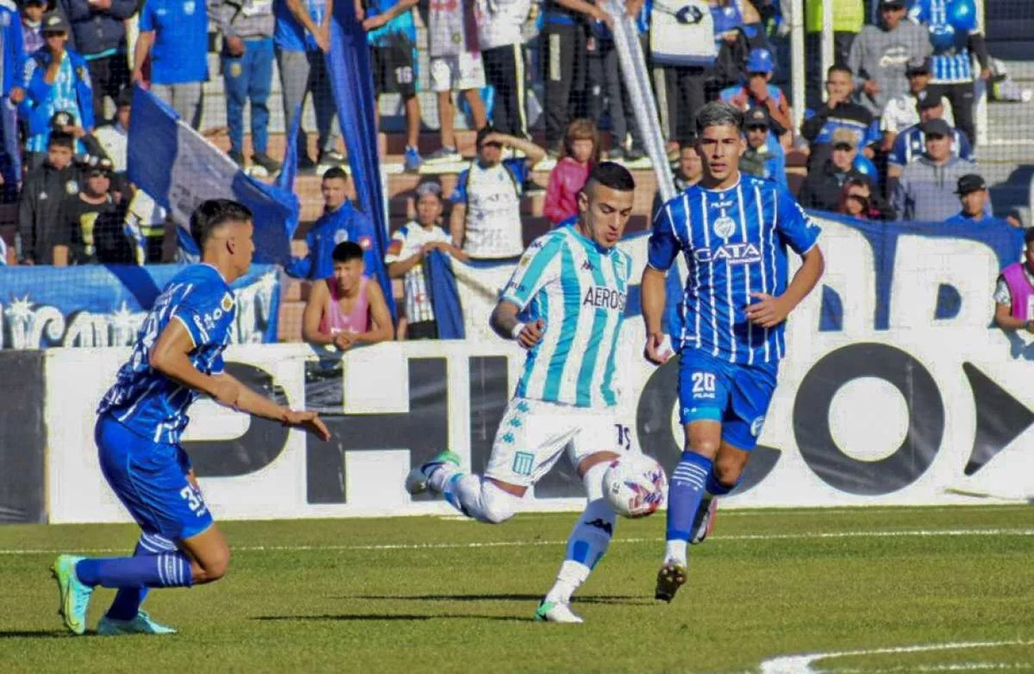 Racing recibe a Vélez en Avellaneda  con el objetivo de volver al triunfo