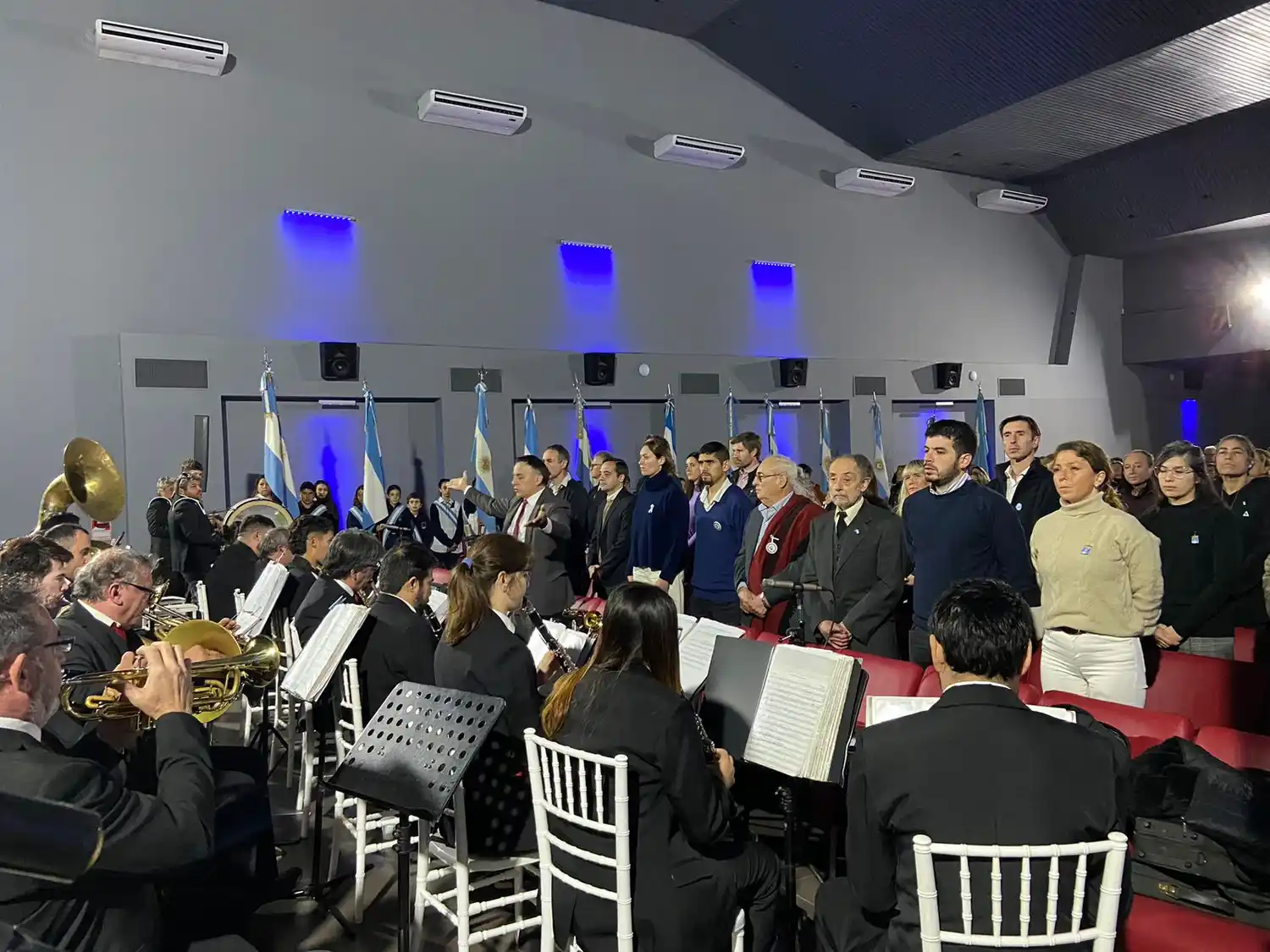 El intendente Leonel Chiarella encabezó la actividad.