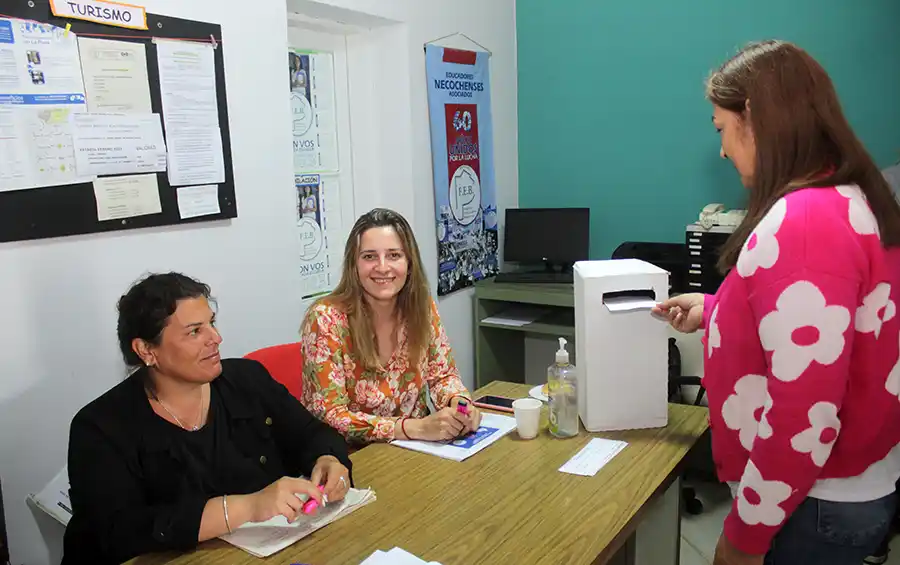 A las urnas. Las afiliadas y los afiliados ratificaron la lista única con Ramona Sosa a la cabeza.