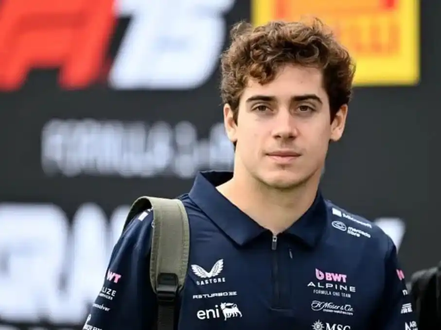 El piloto argentino se quedaría en Alpine hasta final de temporada (Minas Panagiotakis/Getty Images)