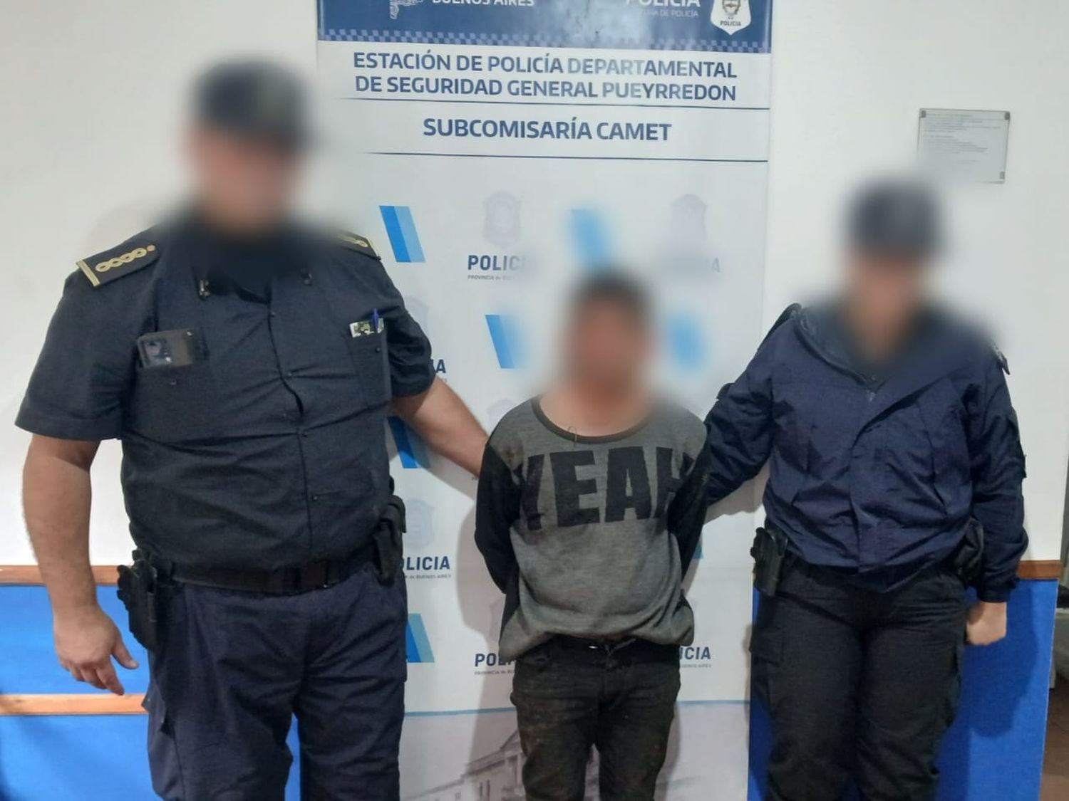Una vez arrestado, la víctima solicitó la restricción de acercamiento.
