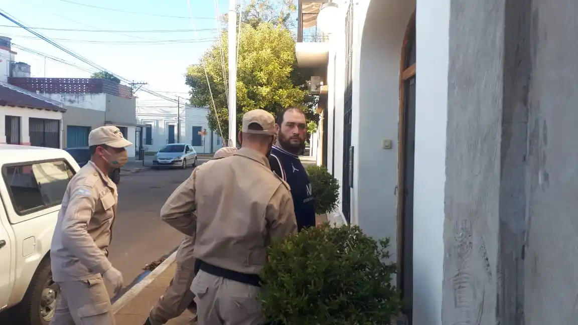 Abuso y secuestro: desafectaron de la fuerza al policía Carlos Devito