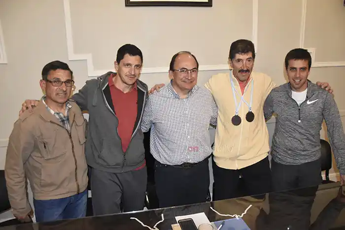 Saladillo: El Intendente Salomón recibió al ciclista Miguel Lubo