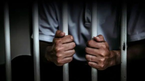 CONDENADO A PENA MÁXIMA hombre que abusaba sexualmente de sus 4 hijas en Miranda