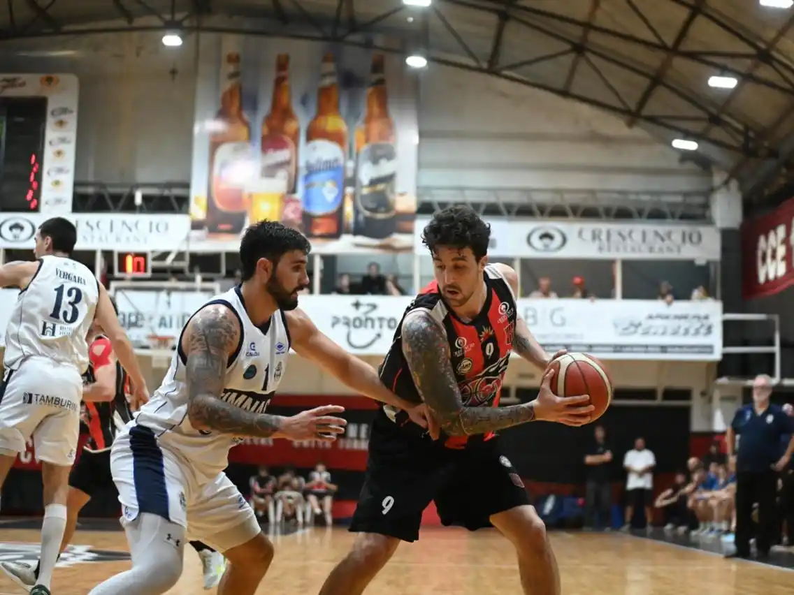 Aquiles Montani tuvo una noche descollante con 30 puntos. Crédito: MR Fotografía.