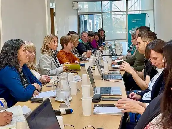 La Provincia mejoró la oferta salarial para los docentes