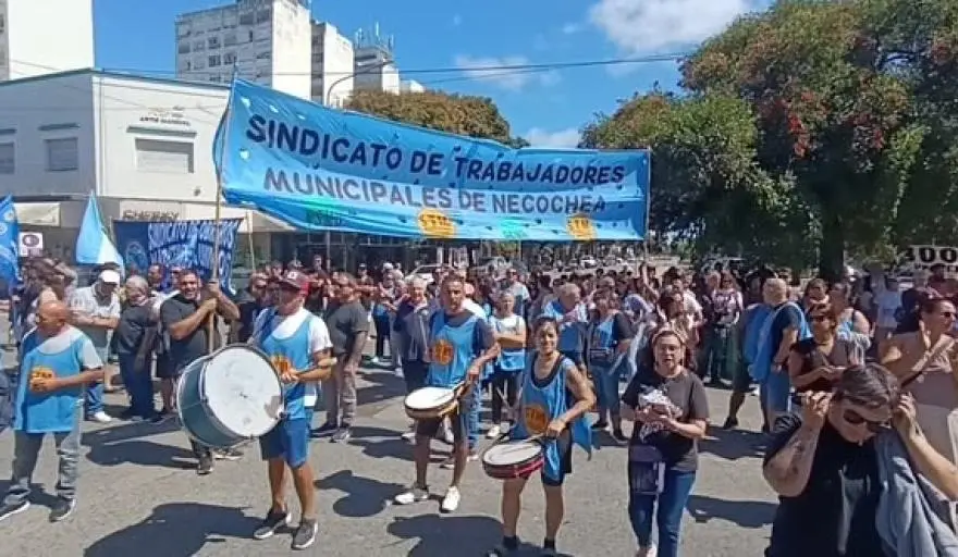 El trasfondo del conflicto es el arrastre salarial de los últimos años.