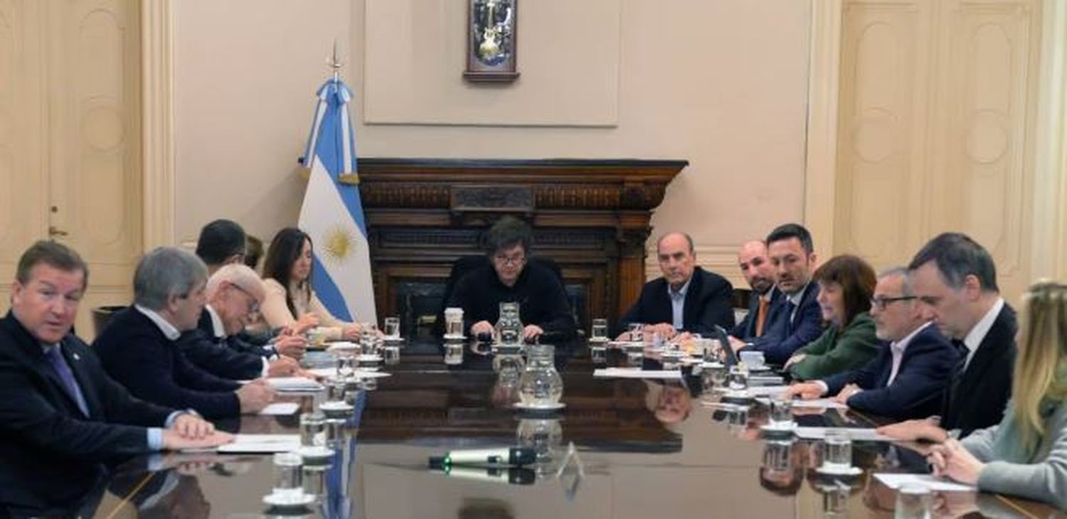 El Gobierno volvió a condicionar una eventual alianza electoral con el PRO