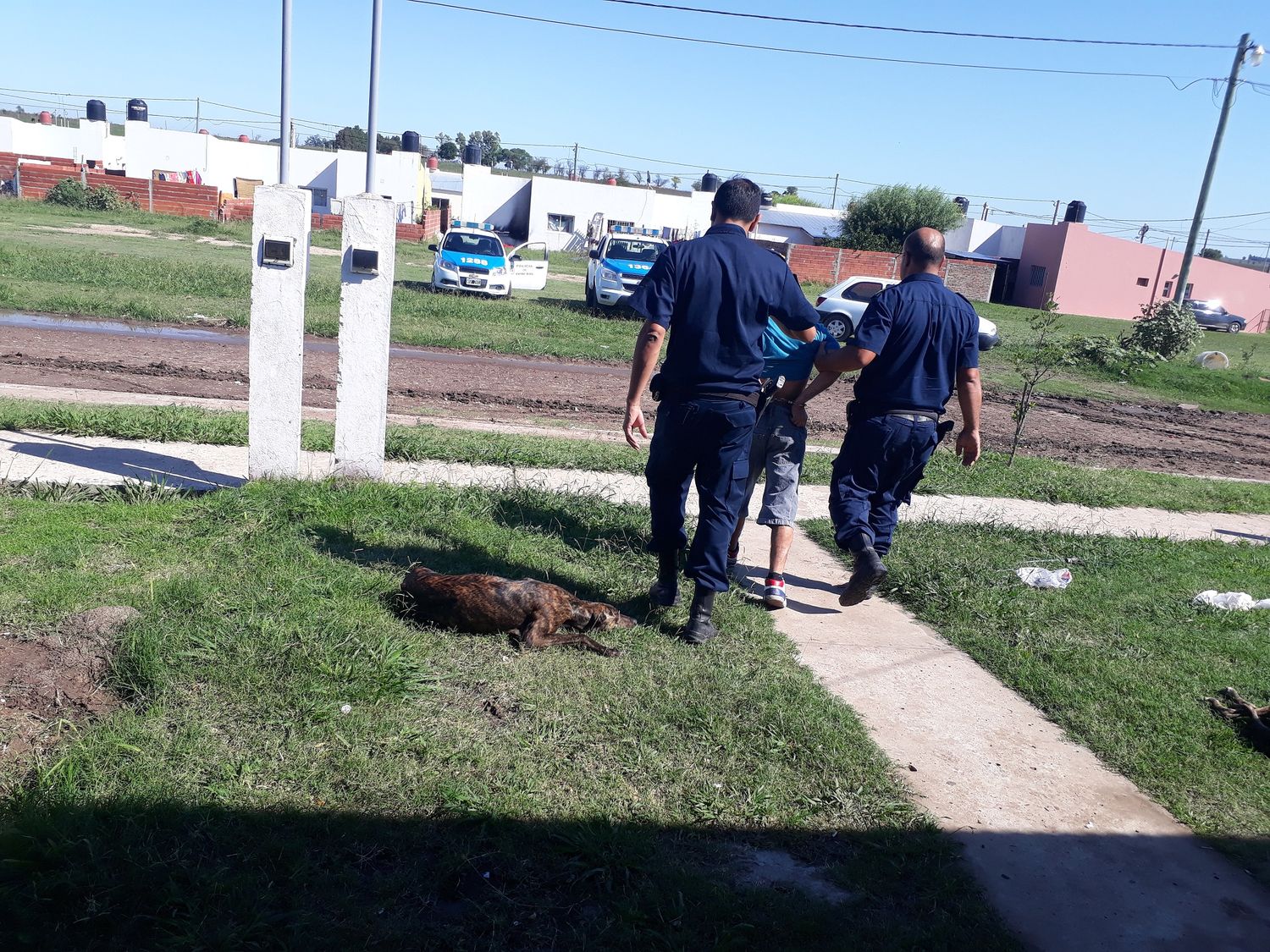 Se llevaron dinero de dos comercios pero fueron detenidos