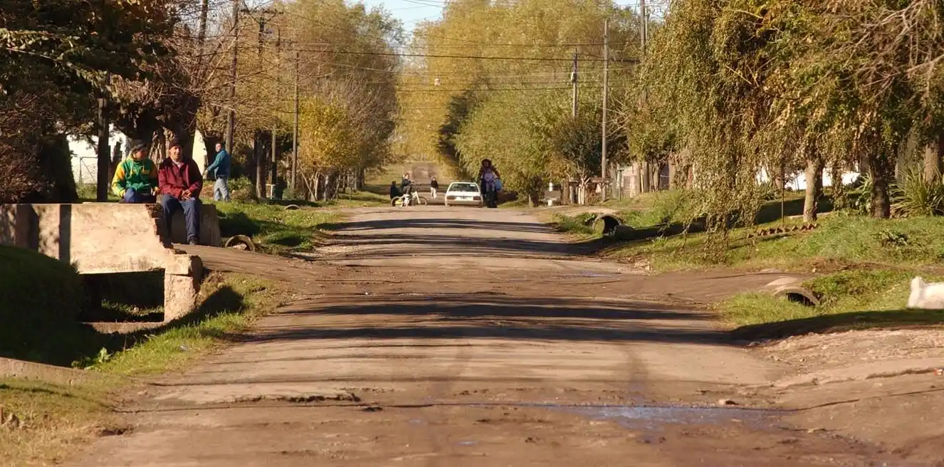 Estación Camet: preocupa la cantidad de basura en caminos rurales