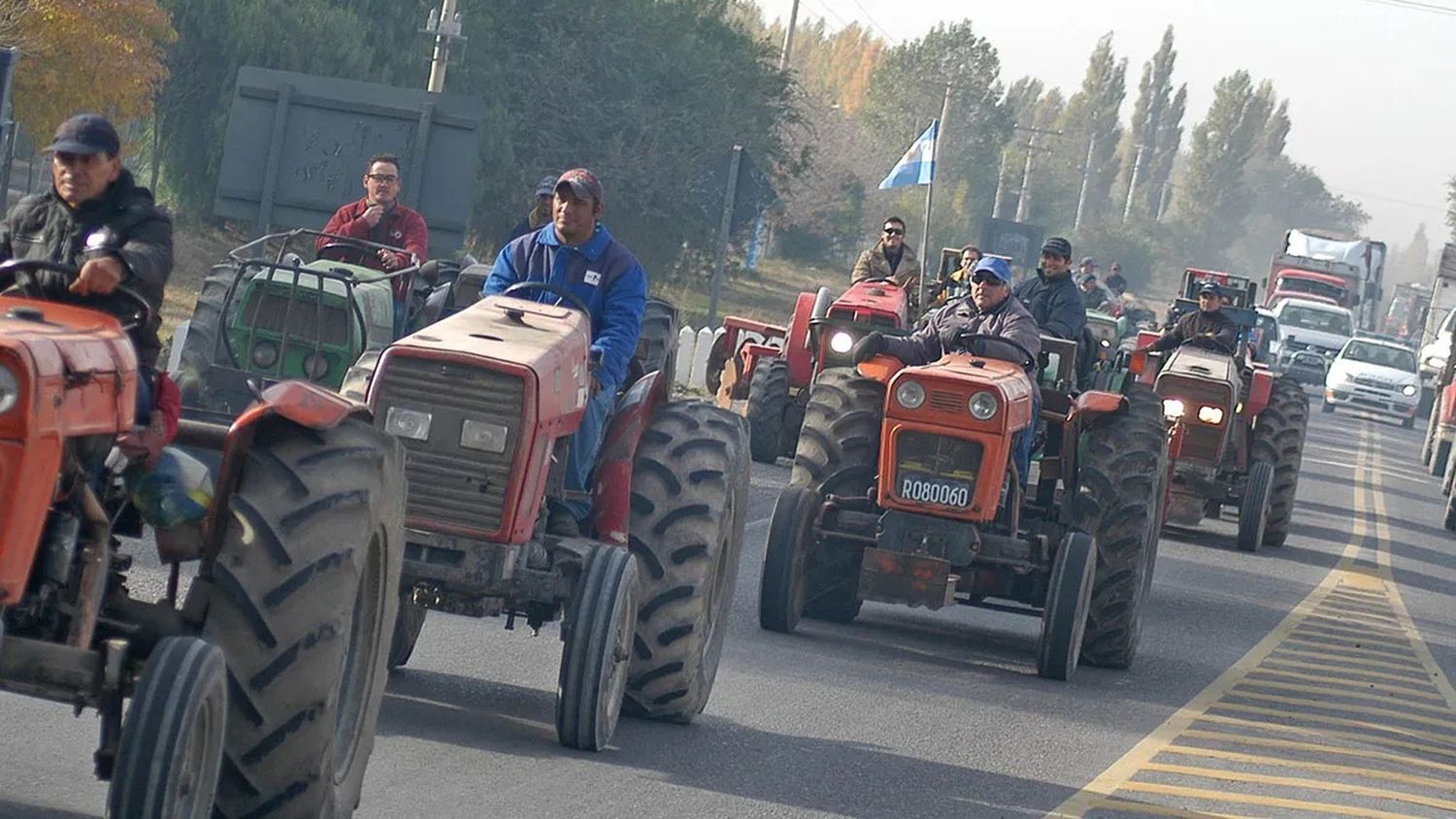 Productores harán un tractorazo para visibilizar la crisis que viven