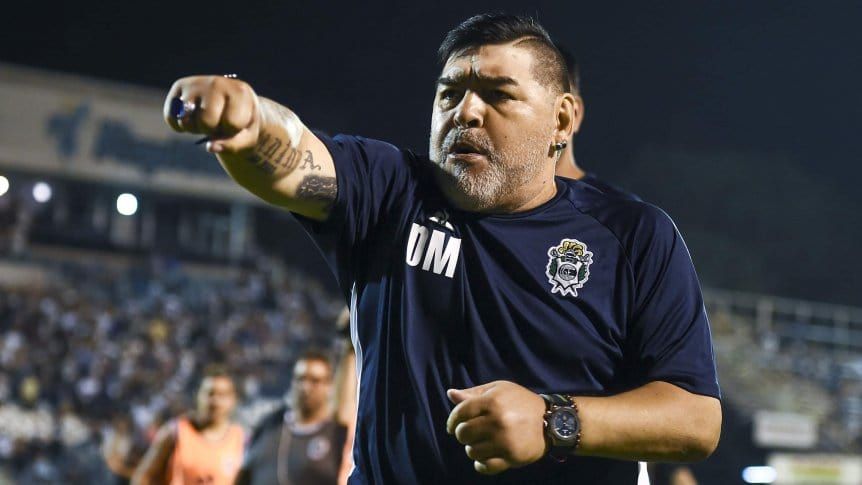 La propuesta solidaria de Maradona para los jugadores y técnicos del ascenso