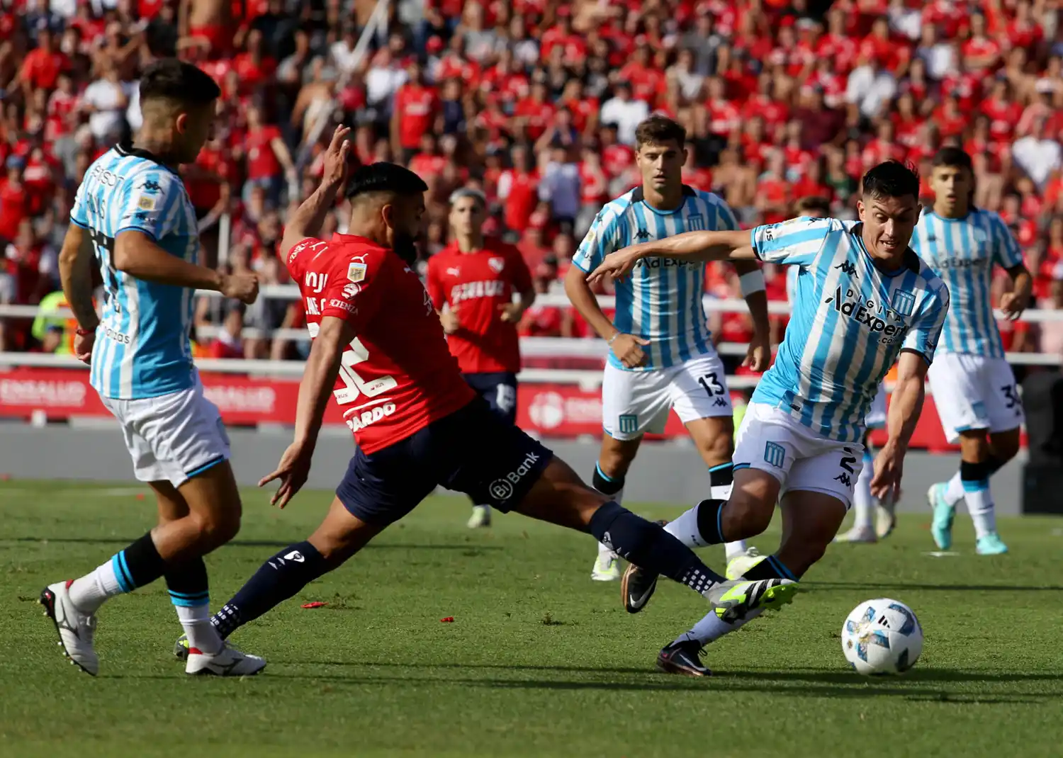 Racing quiere mantener su momento de felicidad