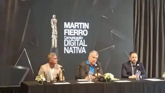 Se viene la entrega de los Martín Fierro Digital Nativo: Rosario Nuestro, uno de los nominados a llevarse el premio