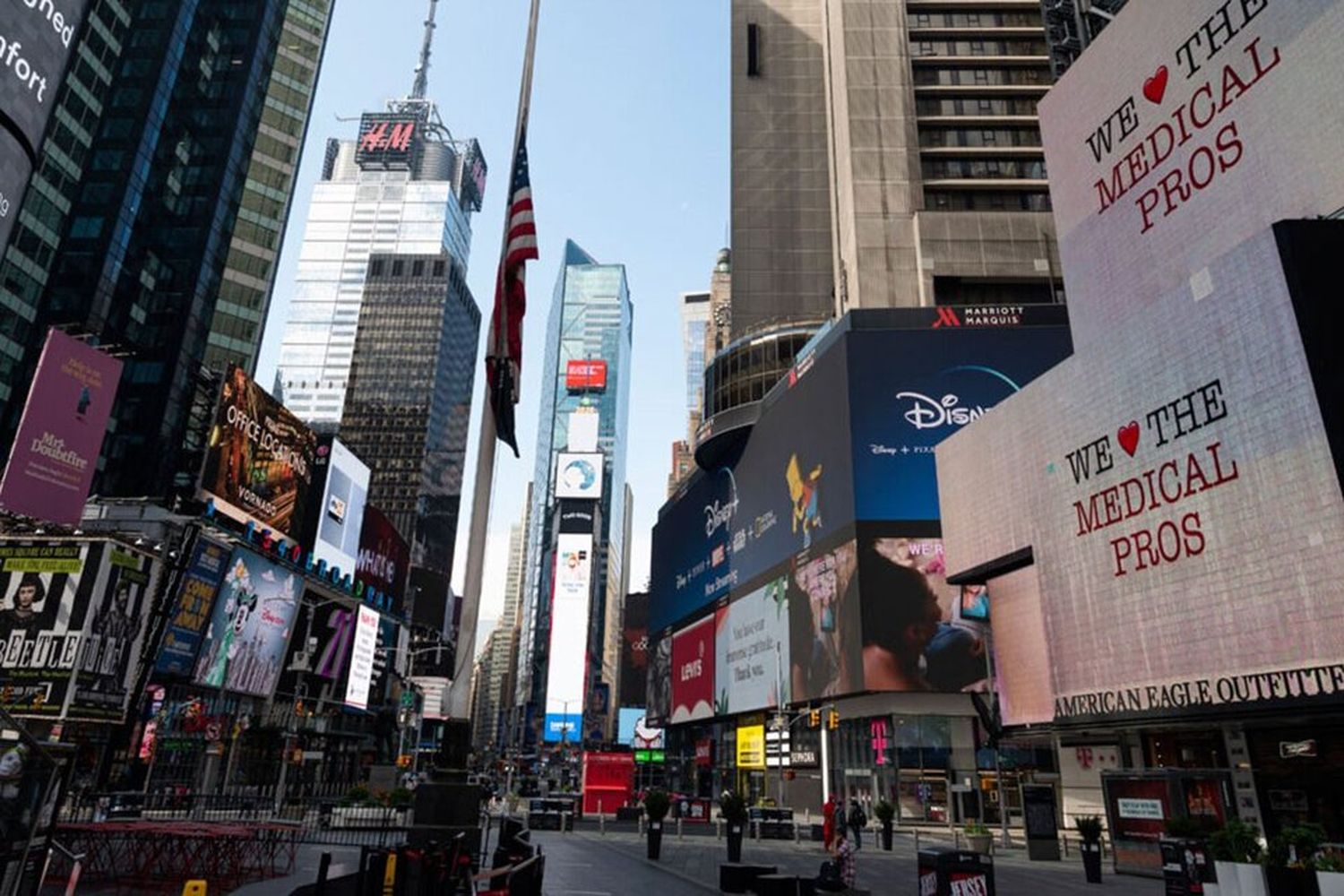 AUMENTA LA POBREZA en Nueva York y los migrantes la sienten: una historia real