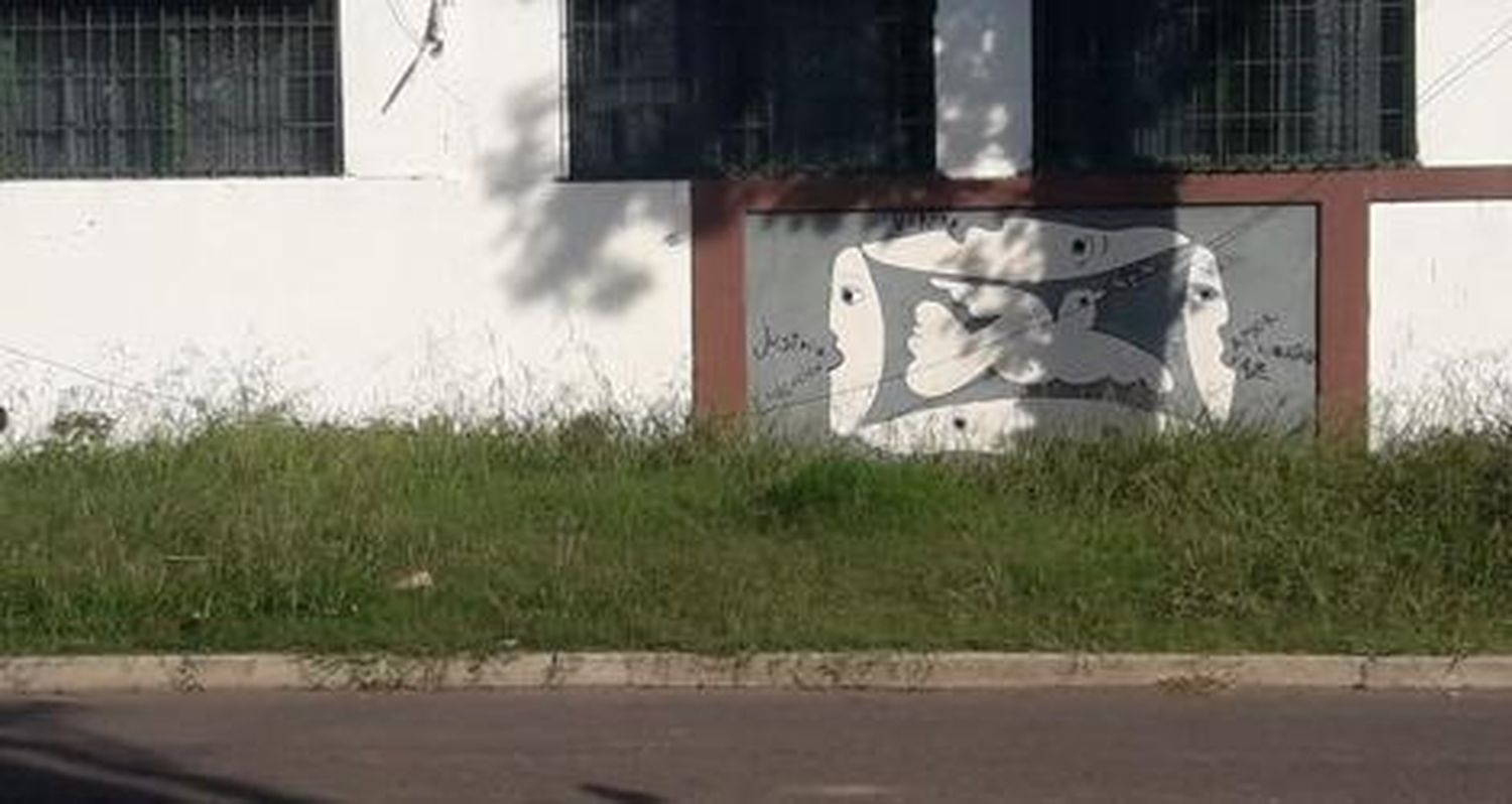 Pastos altos en la escuela 3