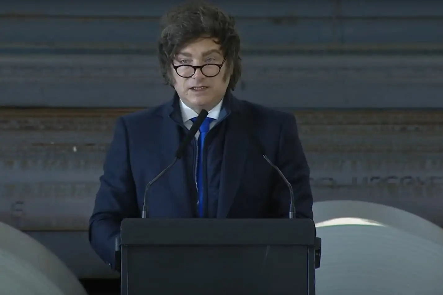 Javier Milei agradeció a todos los que luchan contra los incendios en la Patagonia