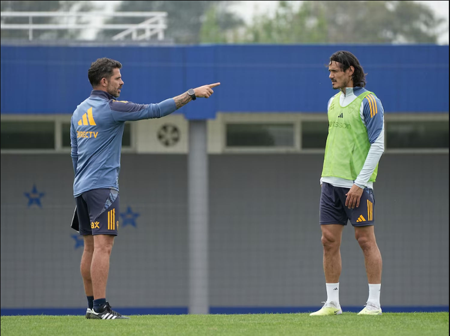 El verdadero motivo de la suplencia de Edinson Cavani en Boca Juniors