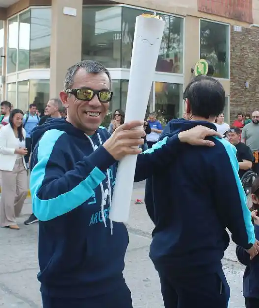 Stefanía Ferrando y “Maxi” Gómez parten hacia Paris a jugar los Paralímpicos