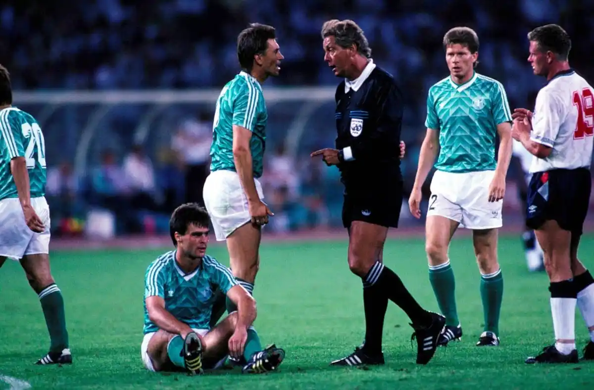 Peores Árbitros en el Fútbol - Interna 5