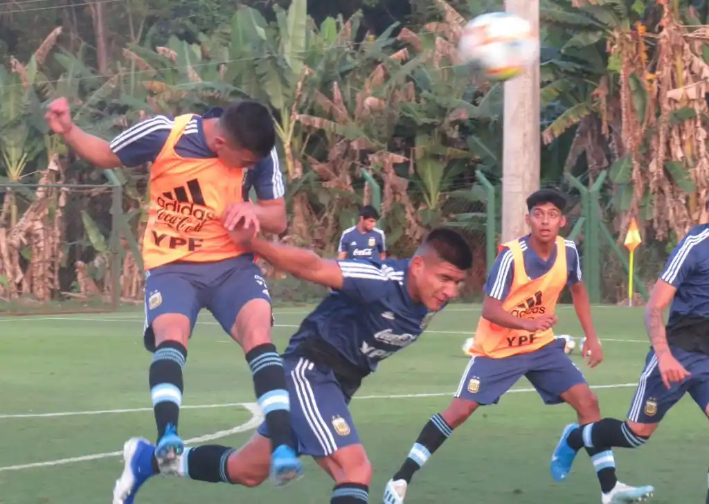 Juegan dos favoritos, en el inicio del Mundial Sub 17