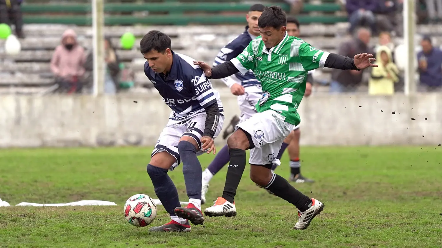 Dominio. De Jonatan Bernal, ante la marca de Pablo Maidana