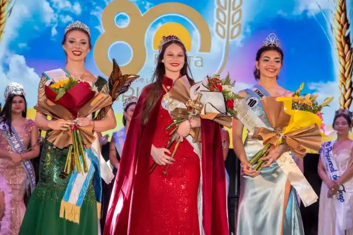 Ana Clara Schneider es la nueva Reina Nacional de la Agricultura